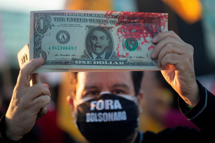 La Policía de Brasil pide que se procese a Bolsonaro por desinformar sobre la Covid-19