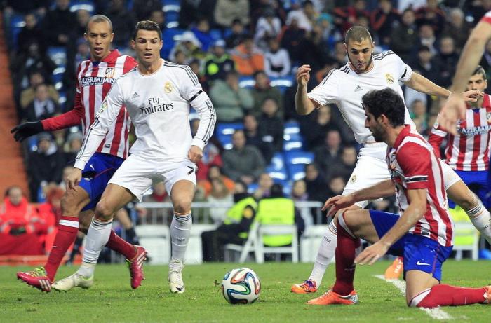 El Madrid sentencia al Atlético entre patadas (3-0)