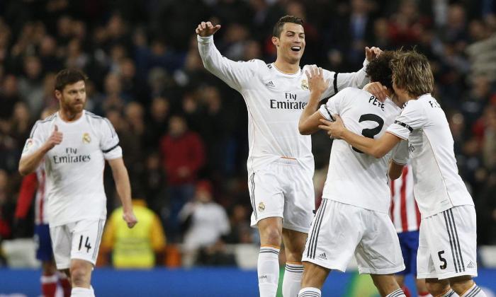 El Madrid sentencia al Atlético entre patadas (3-0)