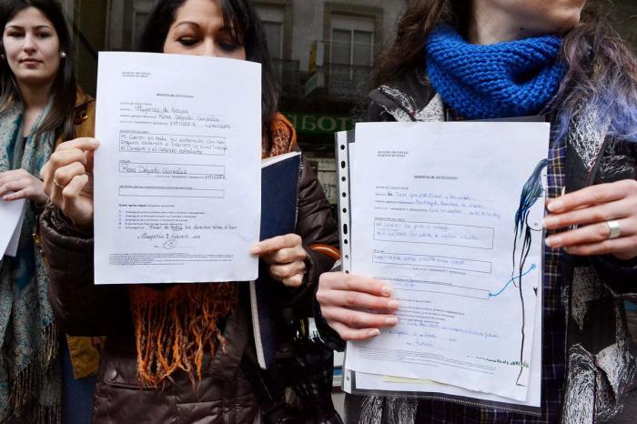 Mi cuerpo es mío... literalmente: mujeres registran sus cuerpos en el Registro Mercantil en una acción artística