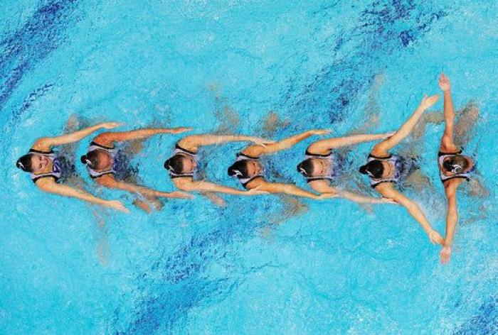 19 fotos impresionantes de los campeonatos de natación sincronizada