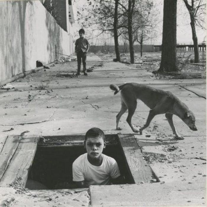 Un artista transforma pesadillas infantiles en fotos que se te aparecerán en sueños