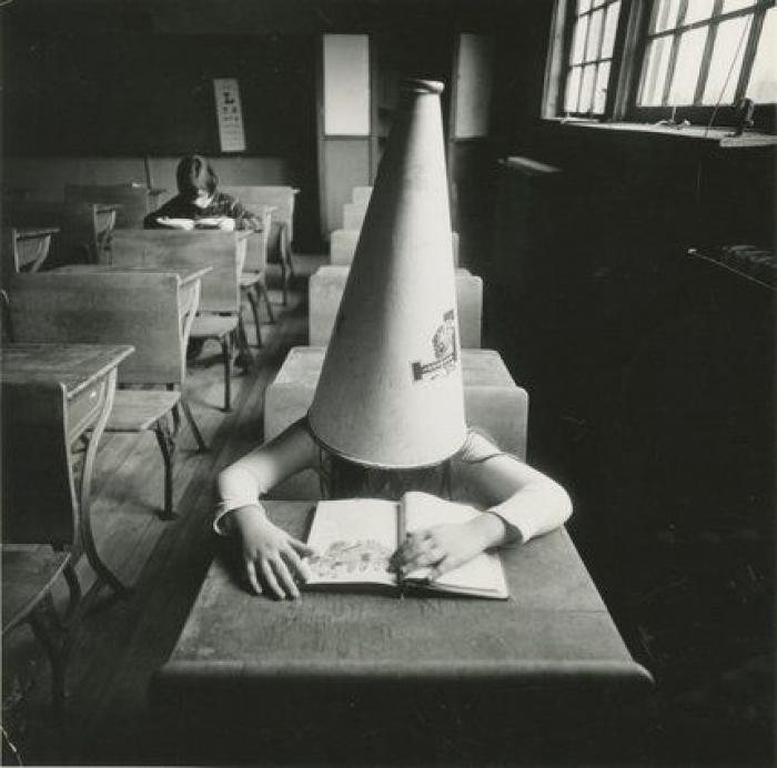 Un artista transforma pesadillas infantiles en fotos que se te aparecerán en sueños