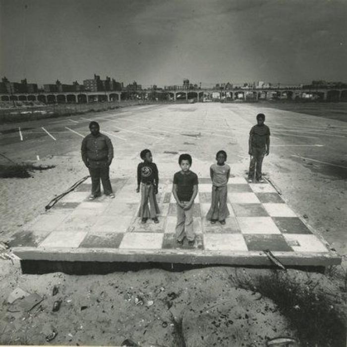 Un artista transforma pesadillas infantiles en fotos que se te aparecerán en sueños