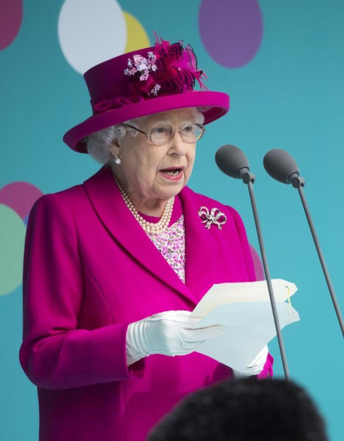 Isabel II o cómo convertir su imagen en un legado