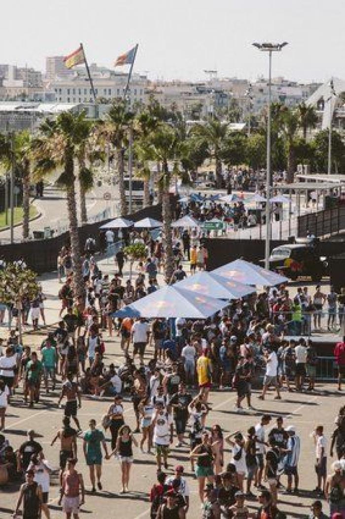 El malagueño 'Skone' gana la Batalla de los Gallos ante 18.000 personas