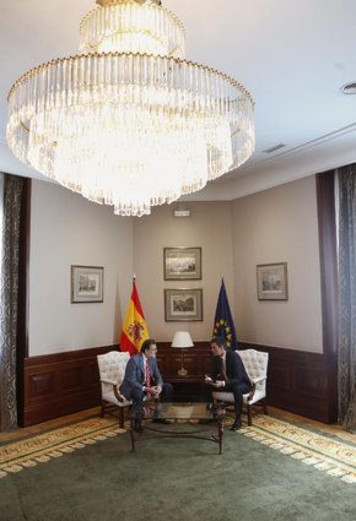 Rajoy busca con "discreción" el "sí" de Ciudadanos y la abstención del PSOE