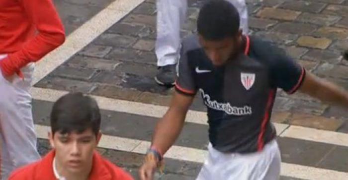 El séptimo encierro deja un susto y al menos un herido por asta de toro