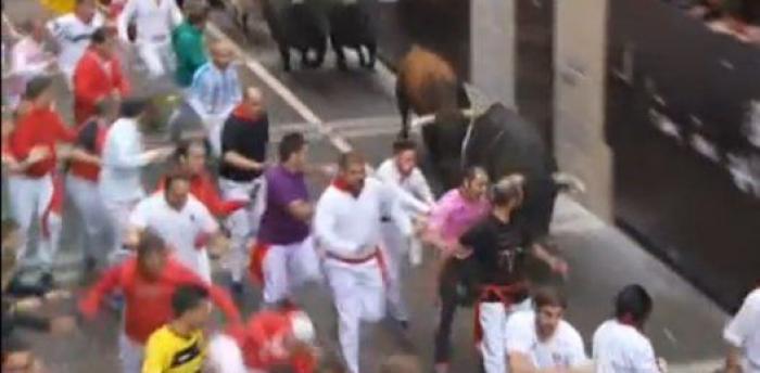 El séptimo encierro deja un susto y al menos un herido por asta de toro
