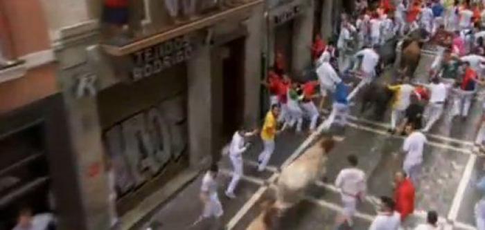 El séptimo encierro deja un susto y al menos un herido por asta de toro