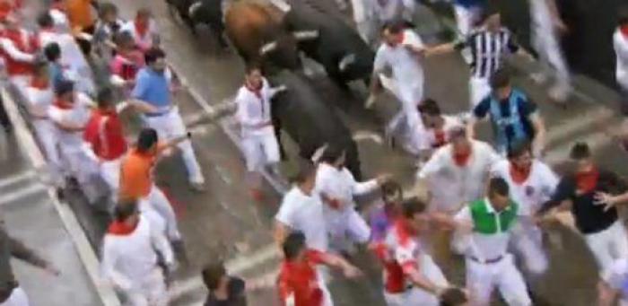 El séptimo encierro deja un susto y al menos un herido por asta de toro