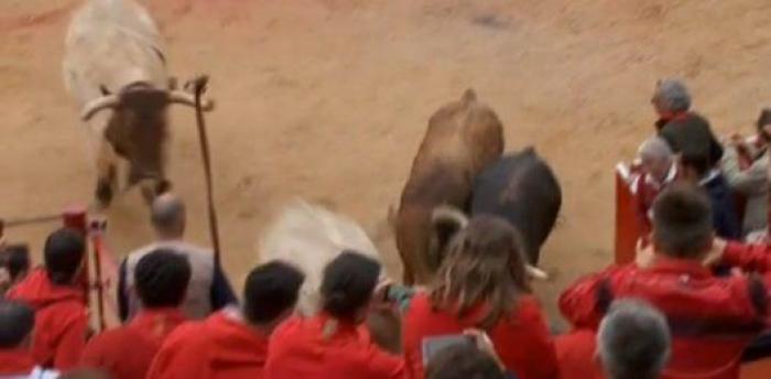 El séptimo encierro deja un susto y al menos un herido por asta de toro