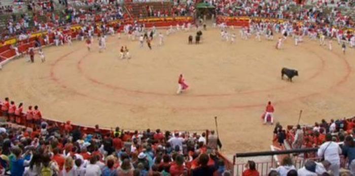 El séptimo encierro deja un susto y al menos un herido por asta de toro