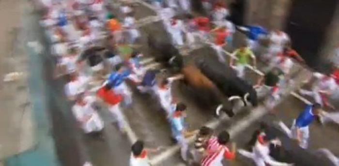 El séptimo encierro deja un susto y al menos un herido por asta de toro