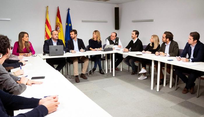 El voto por correo cae un 26,7% el 10-N