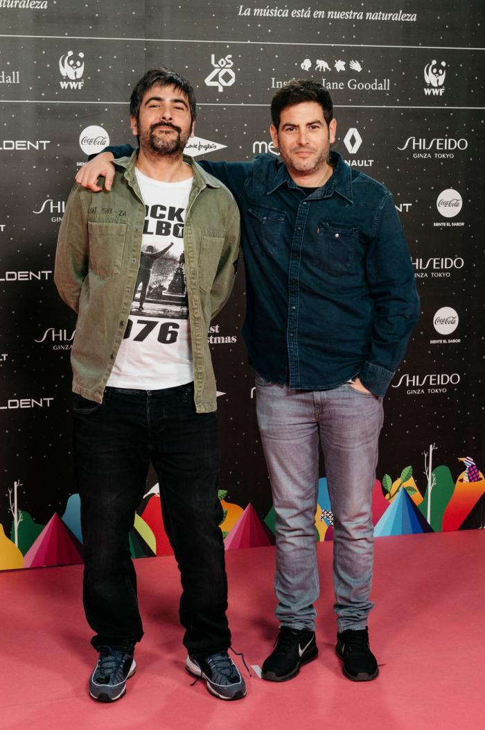 El tierno momento entre Aitana y Miguel Bernardeau en 'Los 40 Music Awards'