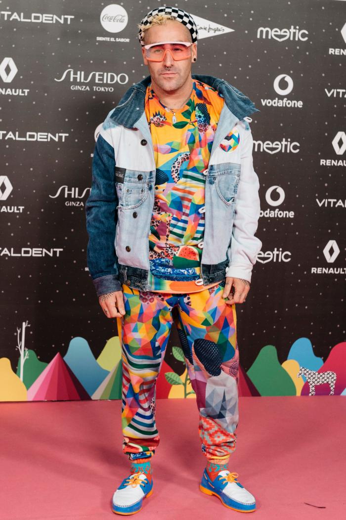 El tierno momento entre Aitana y Miguel Bernardeau en 'Los 40 Music Awards'