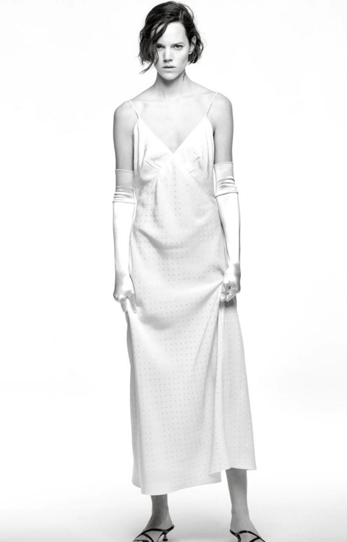 Zara hace un homenaje a la poesía gallega con su última colección