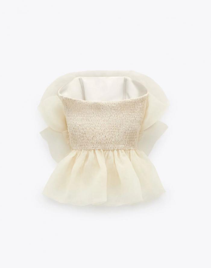 Zara hace un homenaje a la poesía gallega con su última colección