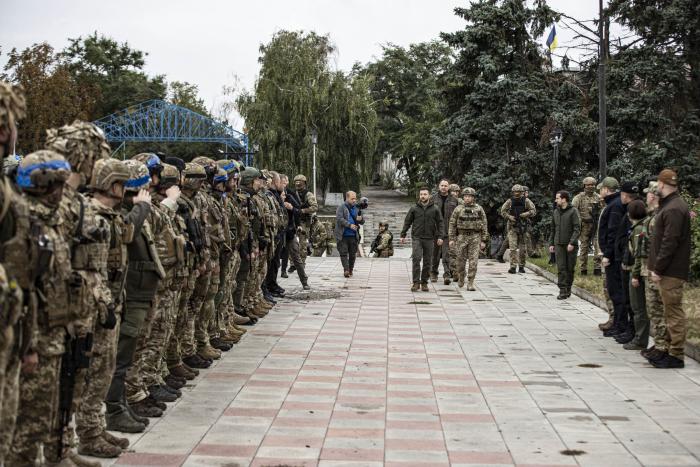 Borrell llama a los europeos a "resistir" ante los precios de la energía y los alimentos: "No es momento de flaquear"