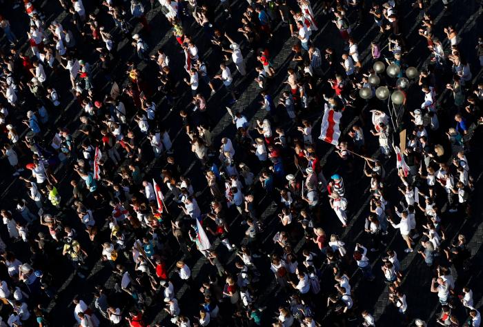 El autoritario Lukashenko renueva en el poder de Bielorrusia, entre protestas por fraude