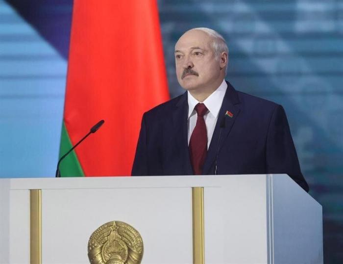 El autoritario Lukashenko renueva en el poder de Bielorrusia, entre protestas por fraude