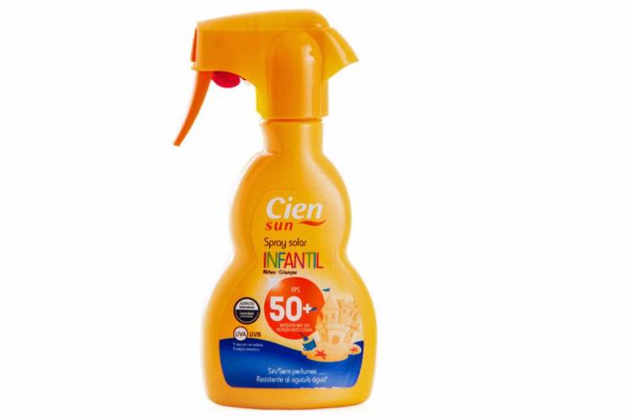 Este es el mejor protector solar para niños, según la OCU