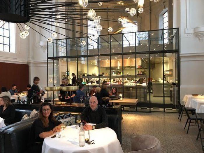 El indignadísimo (y polémico) mensaje del chef Javier Peña a unos clientes que le dieron plantón