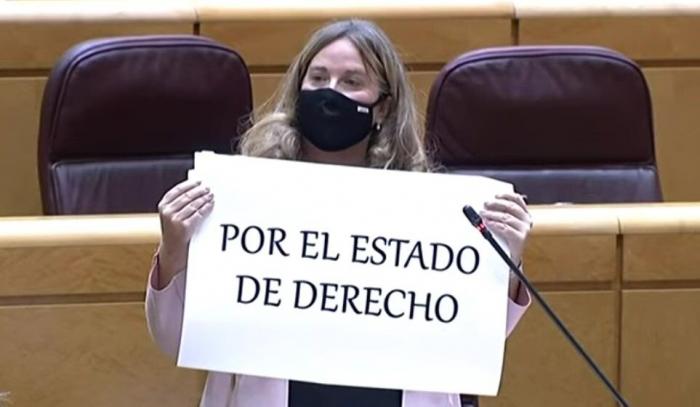 Casado ‘okupa’ la calle