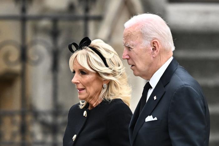 “¿Y ahora qué hacemos con el rey Juan Carlos?”