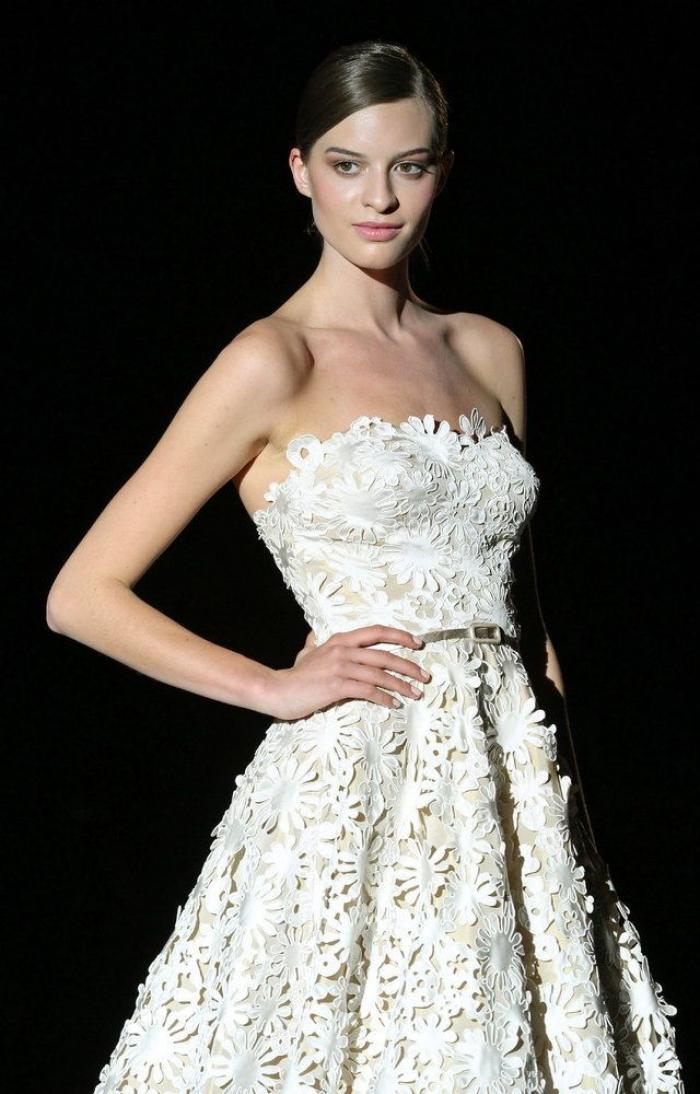 Vestidos de novia hechos con papel higiénico (FOTOS)