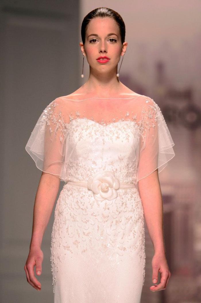 Vestidos de novia hechos con papel higiénico (FOTOS)