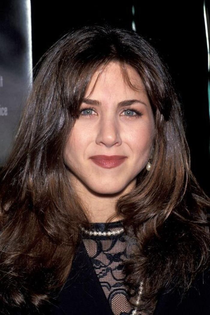 Así cambian las famosas con el pelo al natural