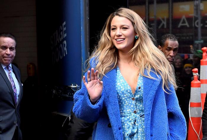 Así cambian las famosas con el pelo al natural