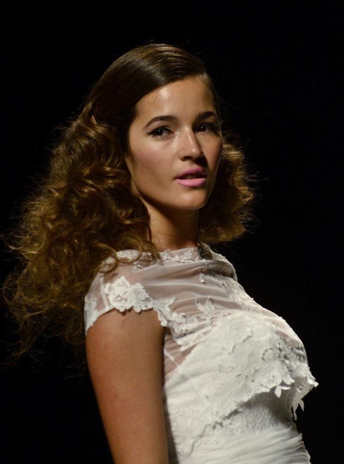 Vestidos de novia hechos con papel higiénico (FOTOS)