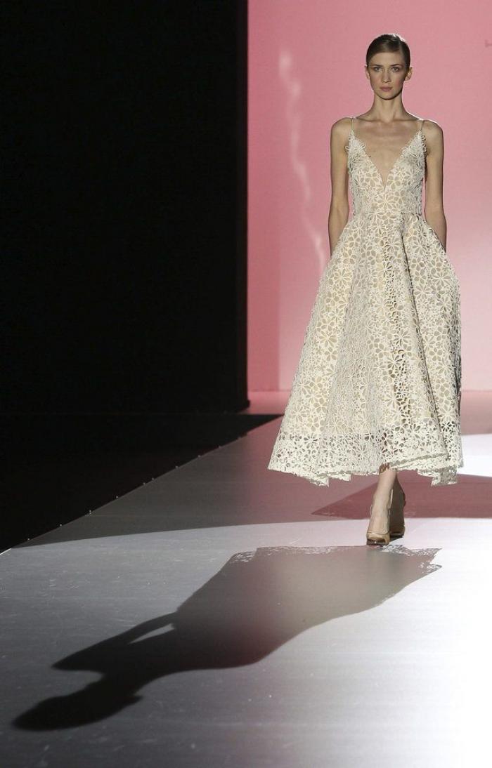 Vestidos de novia hechos con papel higiénico (FOTOS)