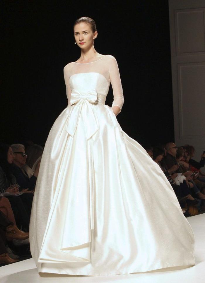 Vestidos de novia hechos con papel higiénico (FOTOS)