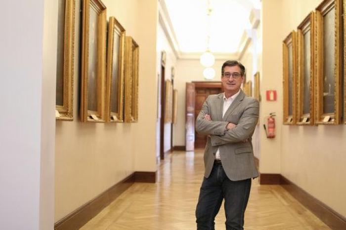Ignacio Prendes: "Me parece inaceptable un pacto entre el PP y los nacionalistas"