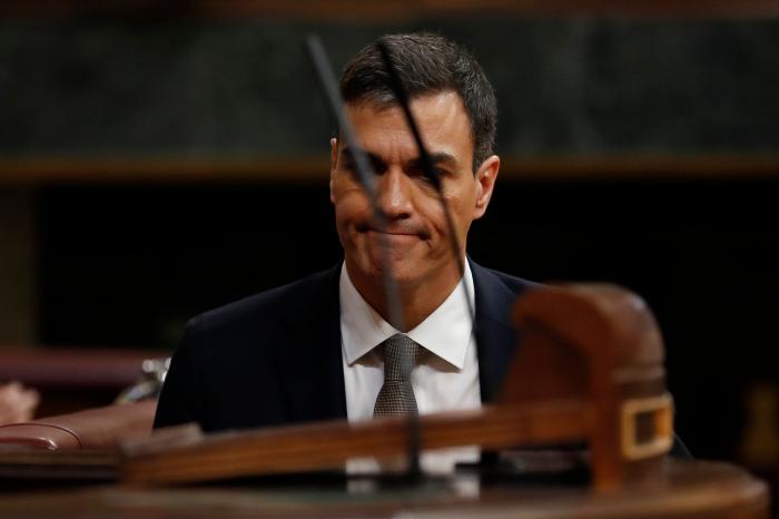 Y Sánchez le robó a Rajoy el título de superviviente y (casi) presidente