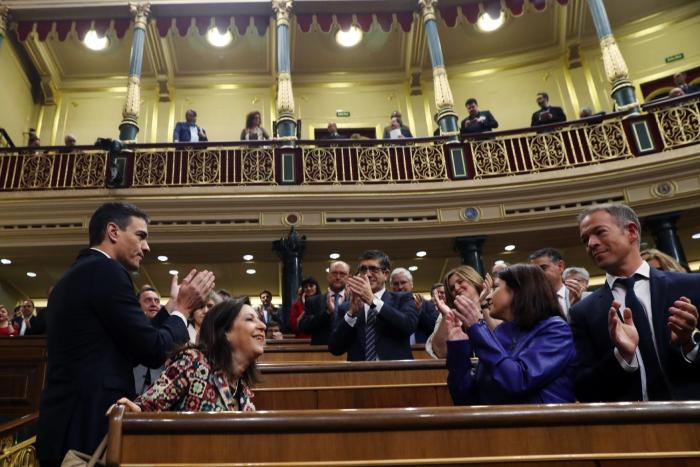 Y Sánchez le robó a Rajoy el título de superviviente y (casi) presidente