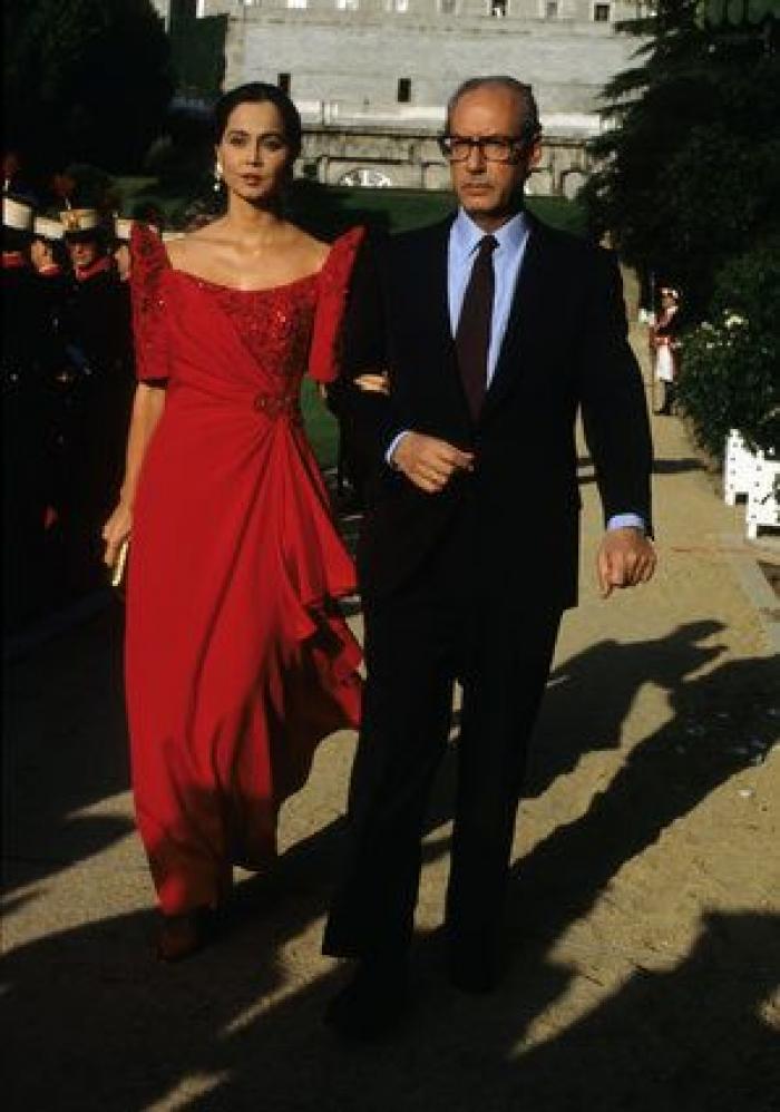 Muerte de Miguel Boyer: Isabel Preysler, arropada por familiares y amigos en el tanatorio (FOTOS)