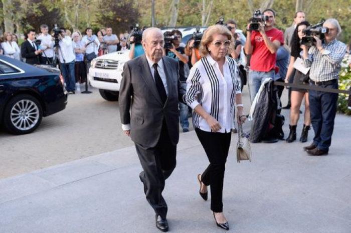 Muerte de Miguel Boyer: Isabel Preysler, arropada por familiares y amigos en el tanatorio (FOTOS)