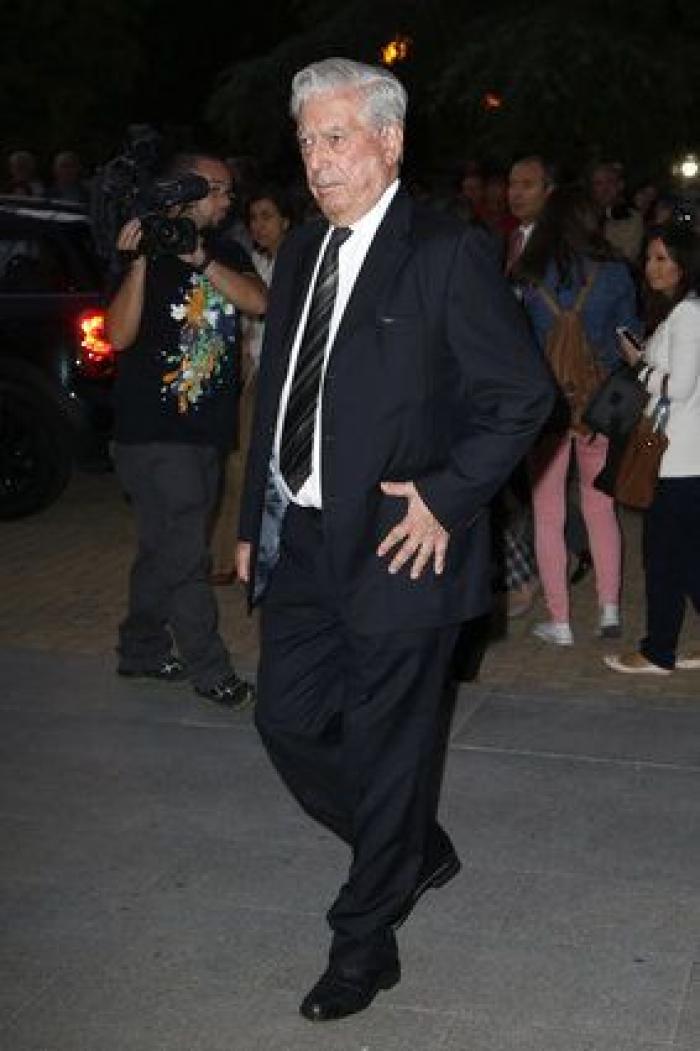 Muerte de Miguel Boyer: Isabel Preysler, arropada por familiares y amigos en el tanatorio (FOTOS)