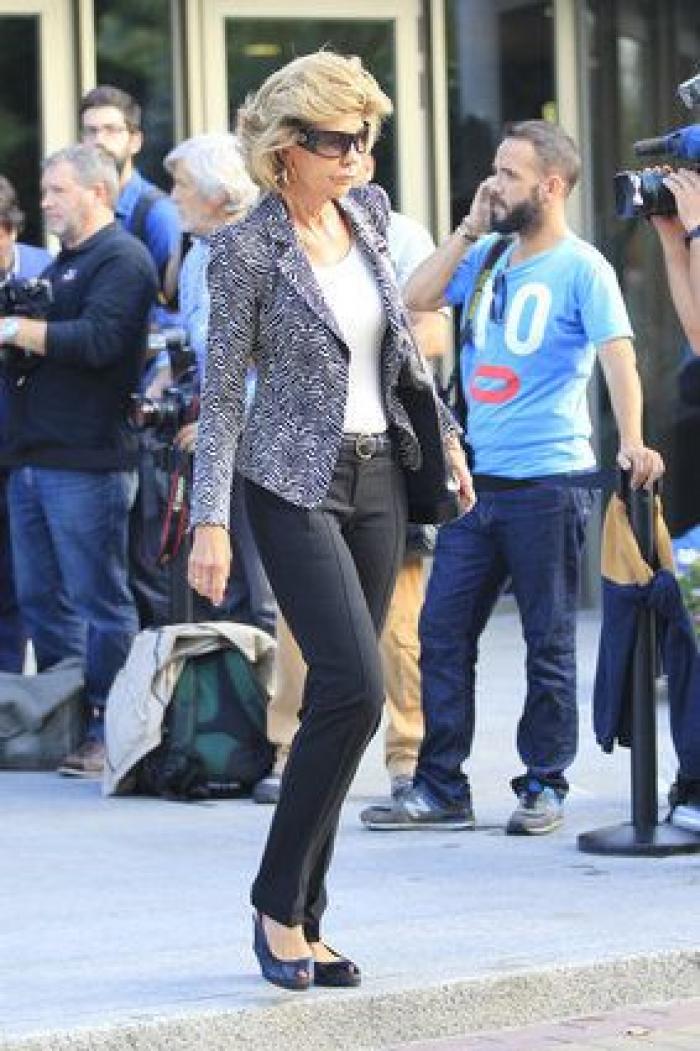 Muerte de Miguel Boyer: Isabel Preysler, arropada por familiares y amigos en el tanatorio (FOTOS)