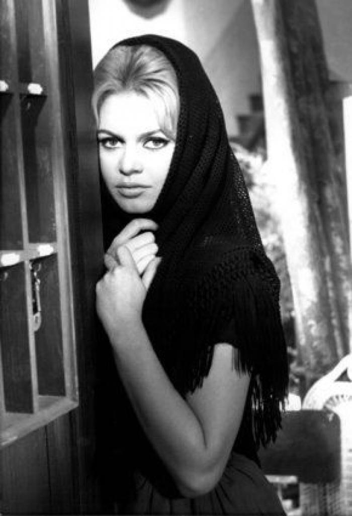 Brigitte Bardot confiesa que se intentó suicidar cuando era adolescente