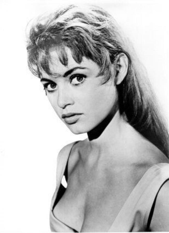 Brigitte Bardot confiesa que se intentó suicidar cuando era adolescente