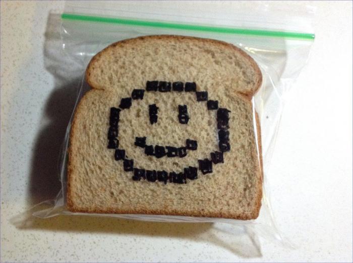 Un padre que convierte en arte el bocadillo de sus hijos