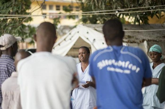 La cooperante de Médicos sin Fronteras en riesgo de ébola termina la cuarentena sin síntomas
