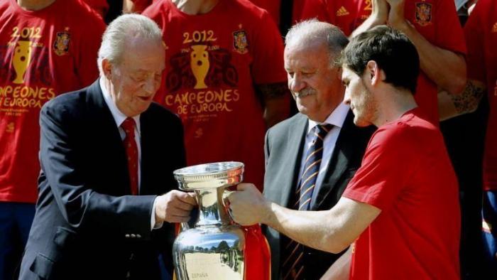 Manolo Lama y Juanma Castaño se enzarzan en antena por la salida de Cuatro del narrador