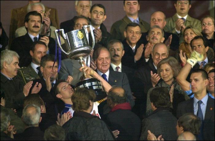 Manolo Lama y Juanma Castaño se enzarzan en antena por la salida de Cuatro del narrador